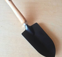 Совок посадочный с деревянной ручкой АС 0008